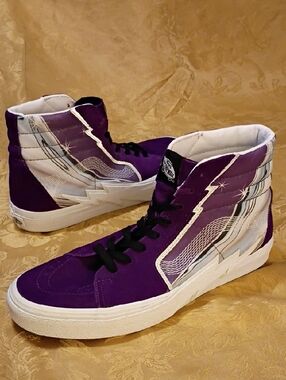 VANS Sk8-Hi Purple & White High-Top Skate Shoes Men's 10.5 Women's 12.0